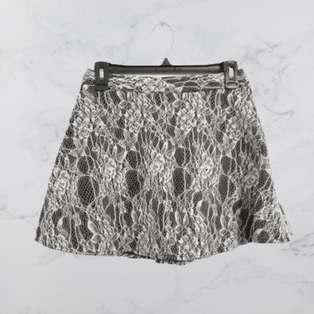IZ Byer Girls Black/White Lace Skater Skirt SZ 14